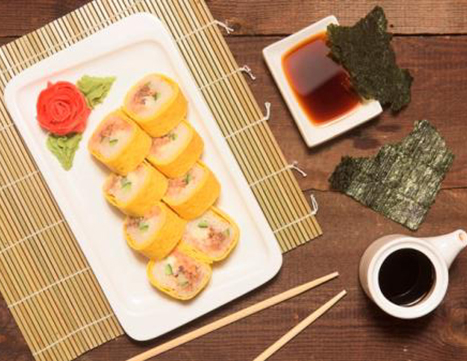 Хакуми Маки Хакуми Маки
